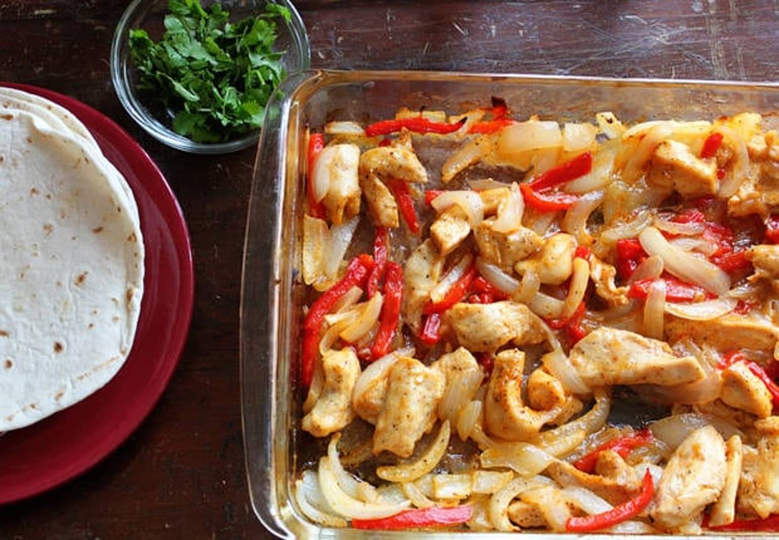 Easy Oven-Baked Chicken Fajitas